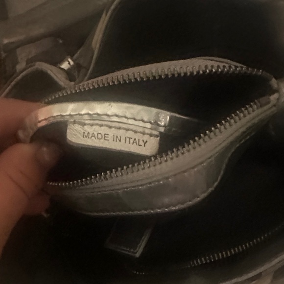 Burberry Black and Gray Checkered Shoulder Bag - Picture 3 of 7